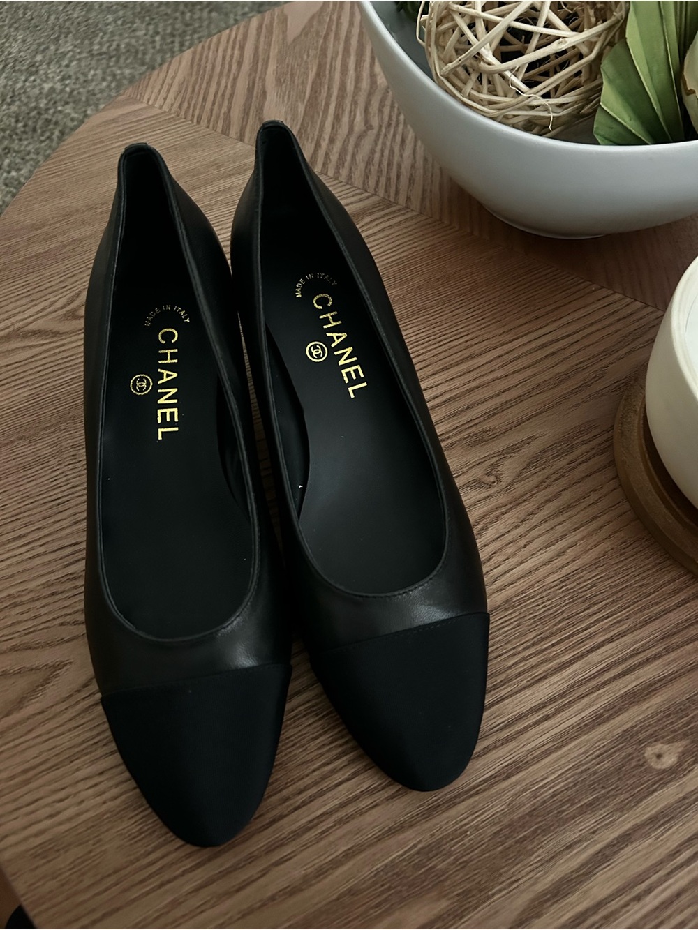 CHANEL Black Leather & Fabric Cap-Toe Ballet Flats